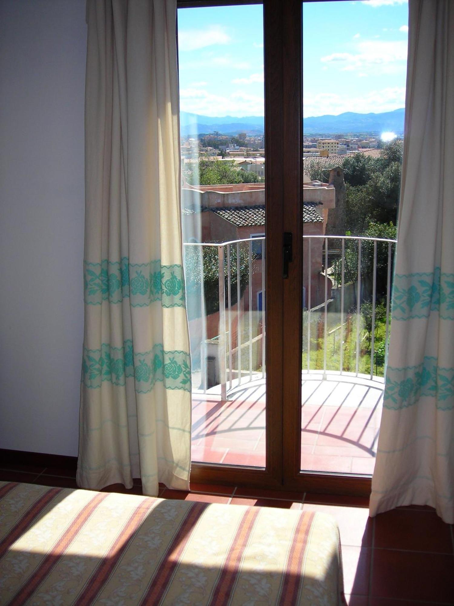 Bed & Breakfast Dessole Olbia Exteriör bild