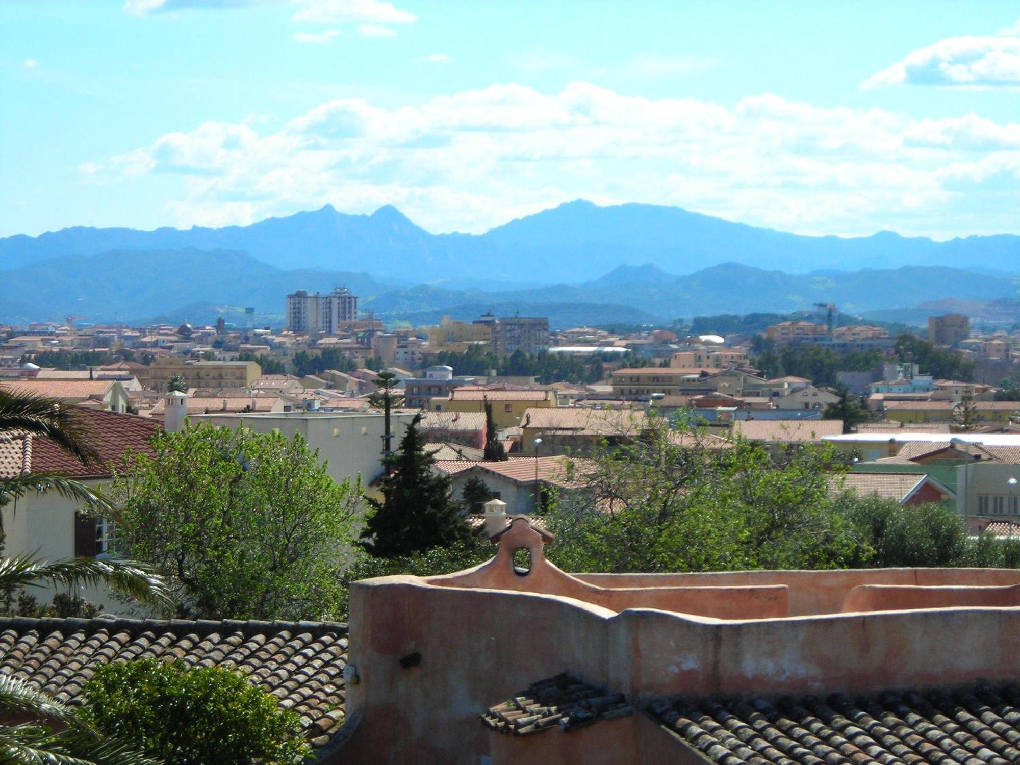 Bed & Breakfast Dessole Olbia Exteriör bild