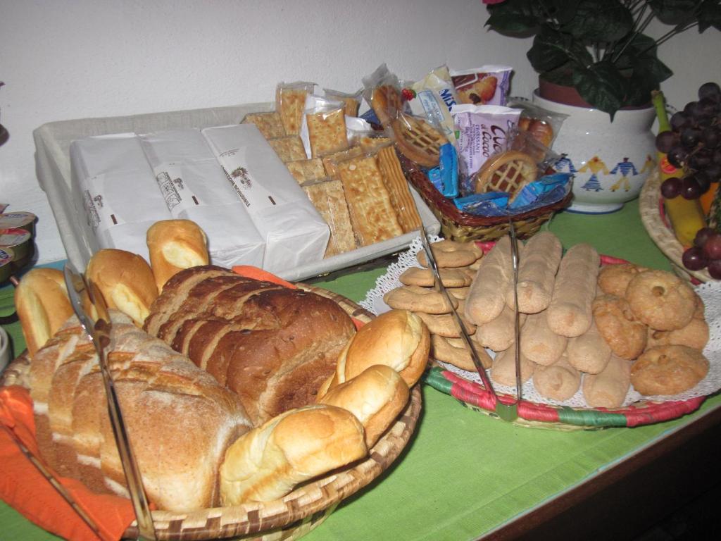 Bed & Breakfast Dessole Olbia Exteriör bild