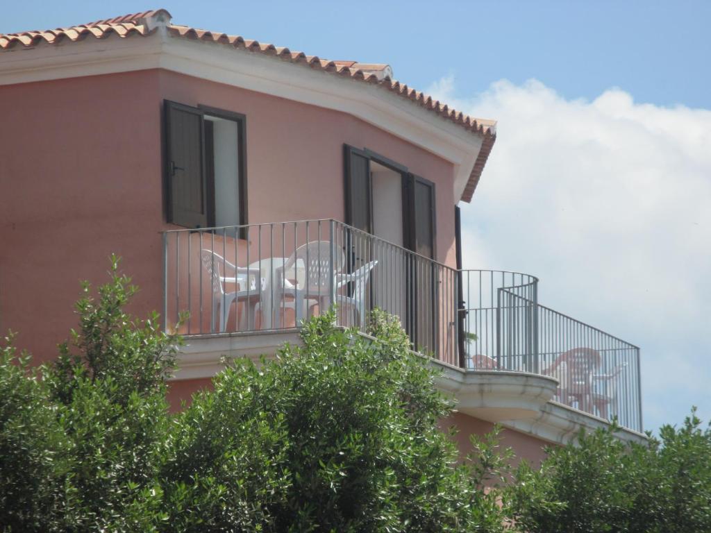 Bed & Breakfast Dessole Olbia Exteriör bild