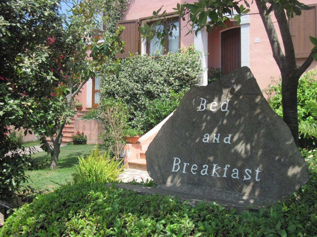 Bed & Breakfast Dessole Olbia Exteriör bild