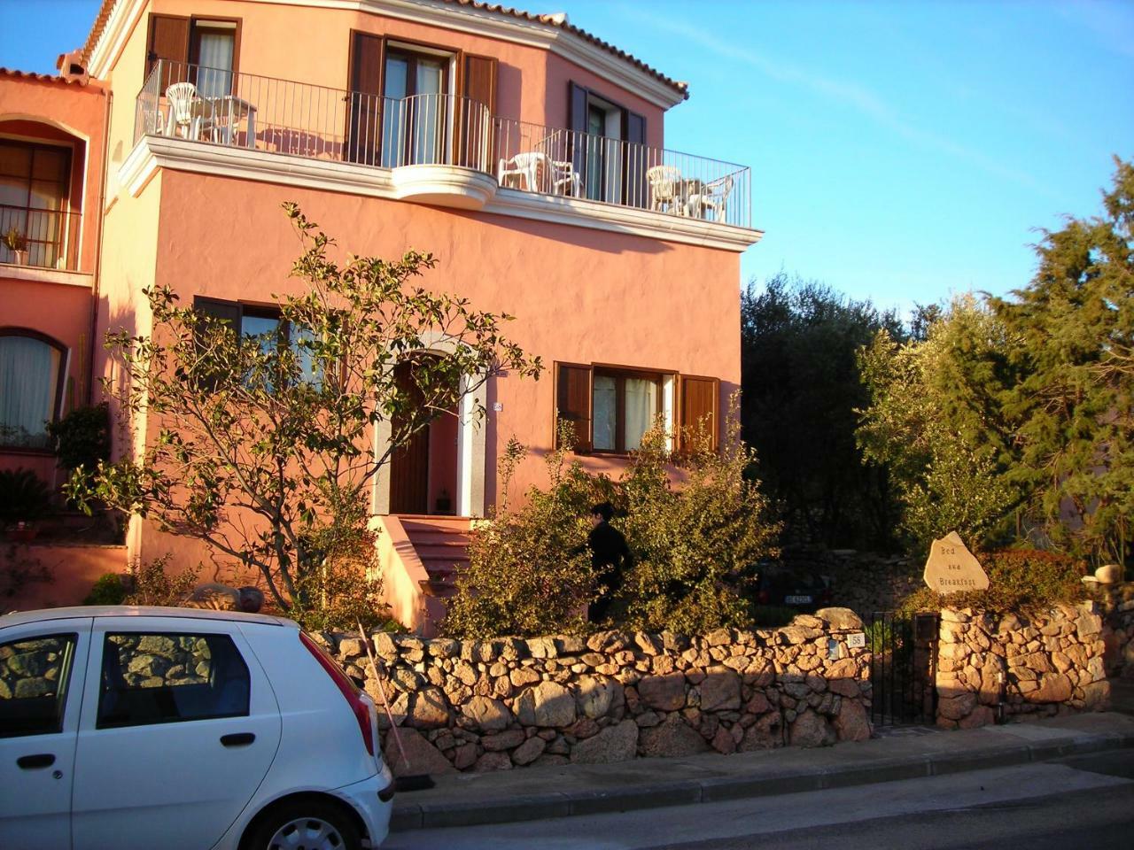 Bed & Breakfast Dessole Olbia Exteriör bild